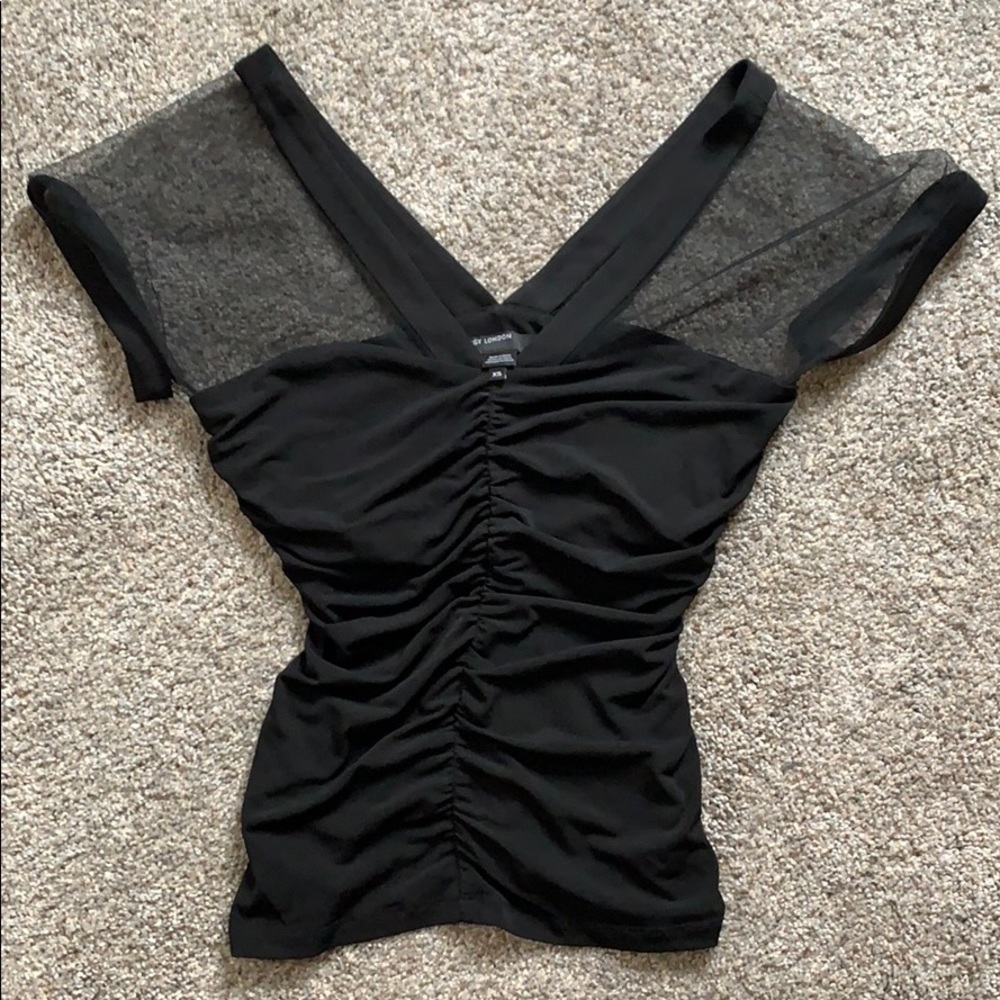 Top Maggy London black sheer XS